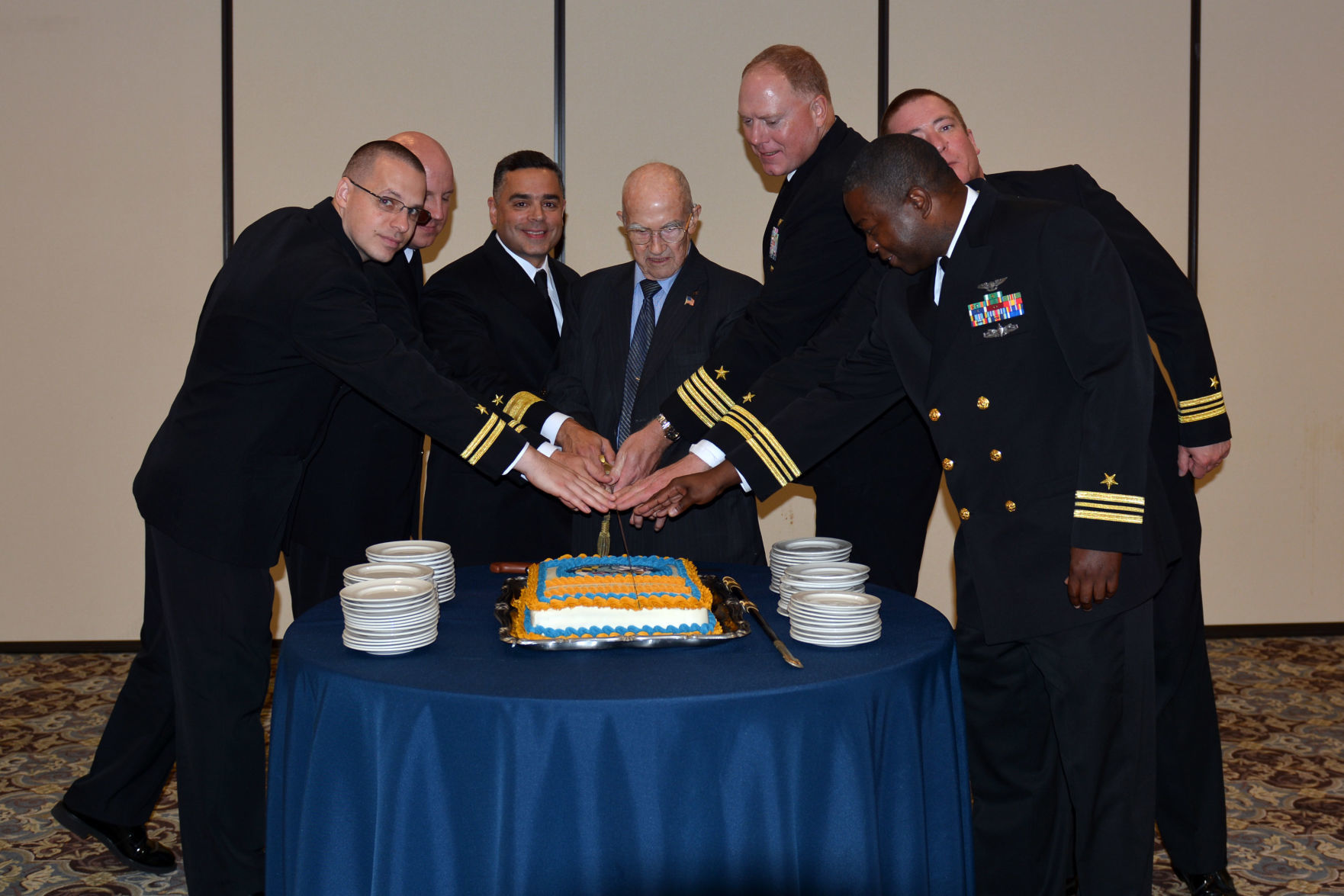 Annual Mustang Dinner cake cutting